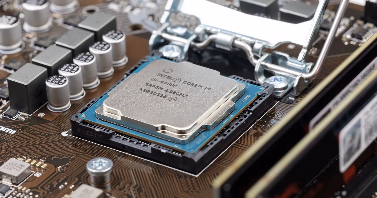 lga-vs-pga-cpu-sockets-a-2026-guide-for-the-terminally-curious-pc-builder-image-0